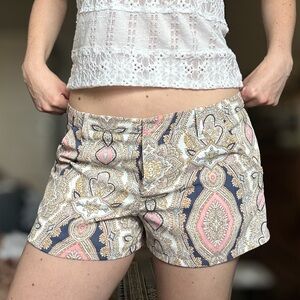 BCBGeneration patterned shorts